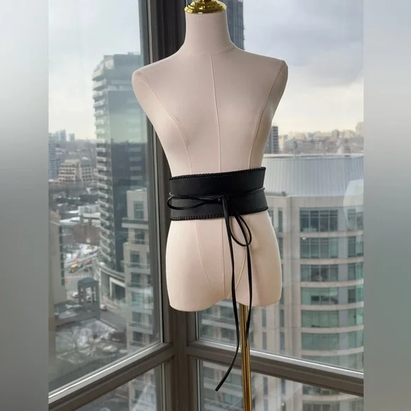 🆕 BRONX & BANCO 🧿 NWOT Briana Faux Leather Tie-Around Belt, Black - Picture 3 of 16
